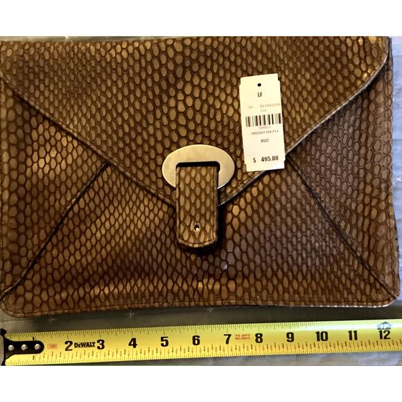 Vintage Streets Ahead Genuine Leather Clutch Purse NWT